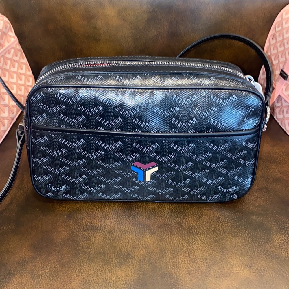 RARE GOYARD CAP VERT JET BLACK LIMITED EDITION WITH RED INTERIOR - Picture 3 of 17